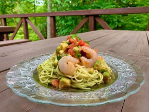 海老とアボカドの冷製パスタ
