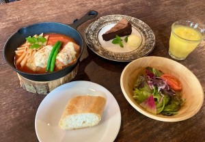 期間限定ランチ『チーズをのせたロールキャベツ～トマトソース仕立て』